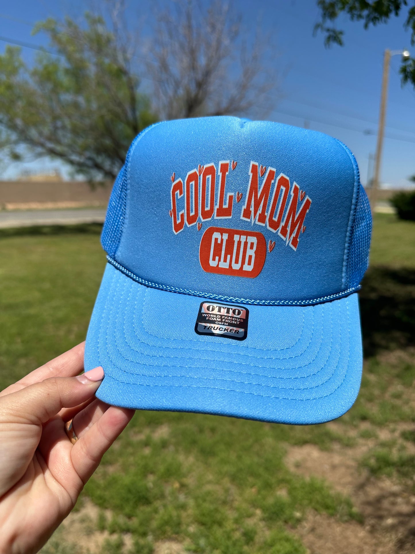 Cool Mom Club