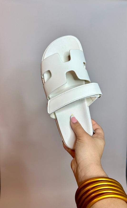 Your Everday Sandal - WHITE
