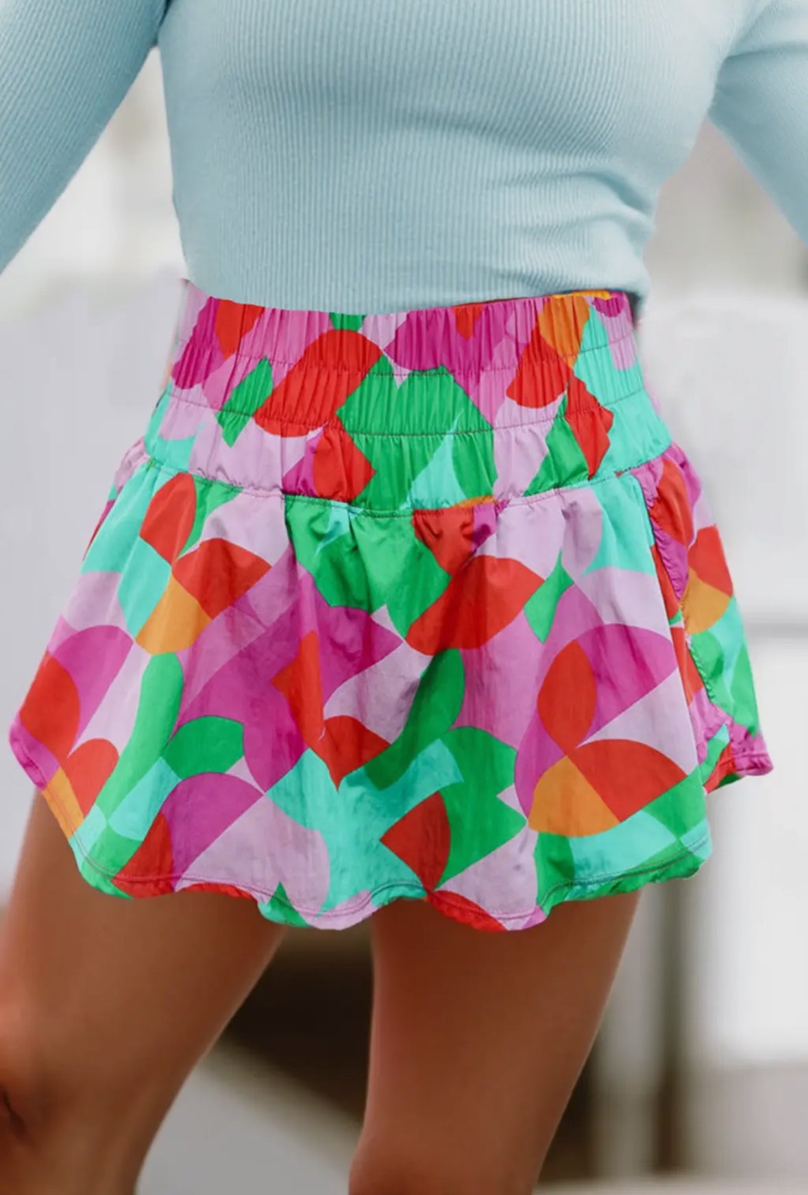 Abstract Skort